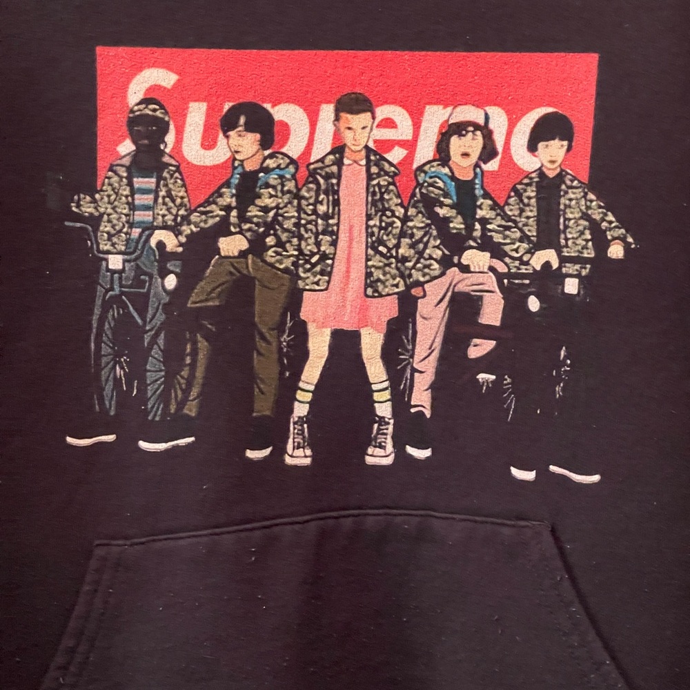 Stranger Things Supreme Hooded Sweatshirt Black Small Rare